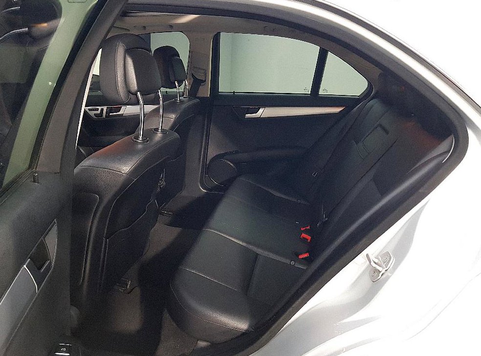 벤츠 C 클래스 C220 CDI 아방가르드 사진 9