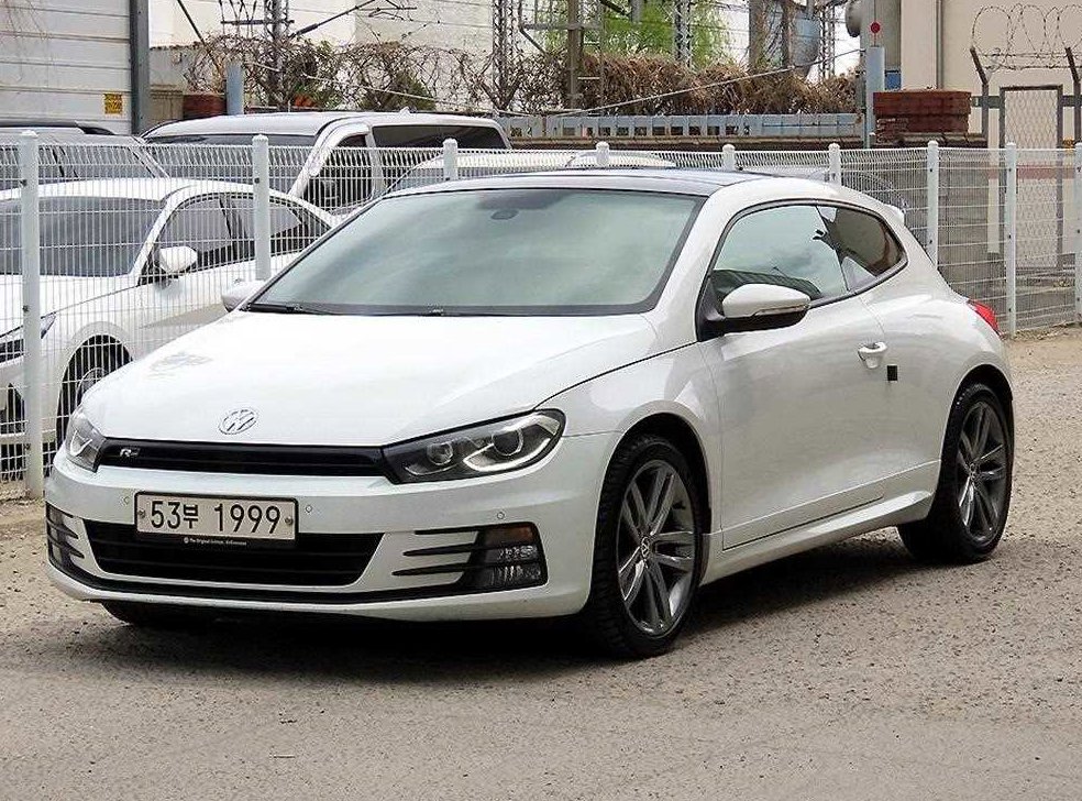 폭스바겐 시로코 2.0 TDI R-LINE 사진 2