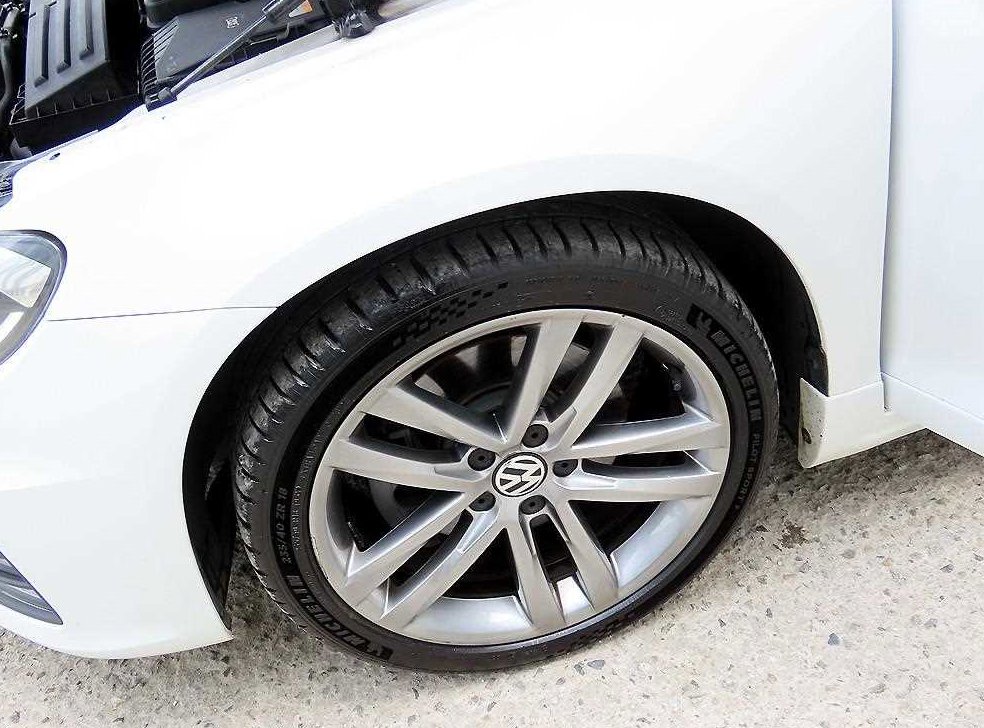 폭스바겐 시로코 2.0 TDI R-LINE 사진 20