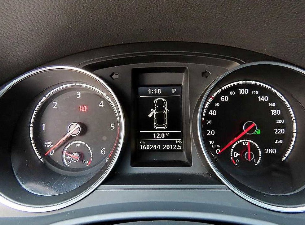 폭스바겐 시로코 2.0 TDI R-LINE 사진 9