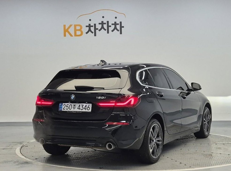 BMW 1시리즈 120i 스포츠 사진 3