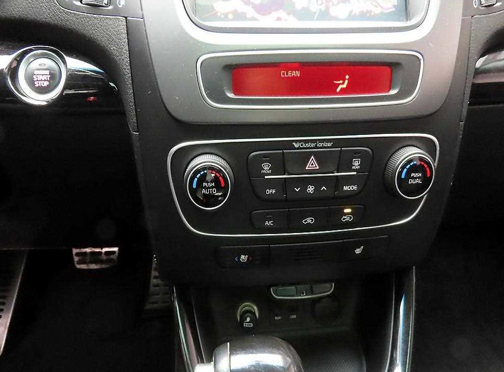 기아 쏘렌토 2WD 2.0 TLX 사진 15