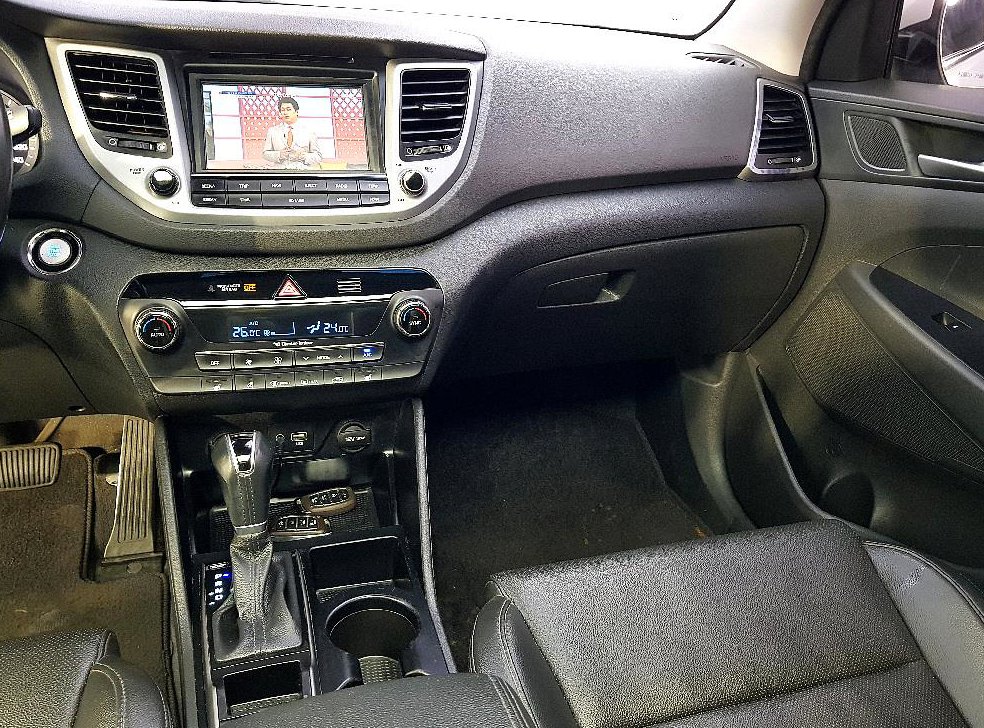 현대 투싼 디젤 1.7 2WD 사진 10