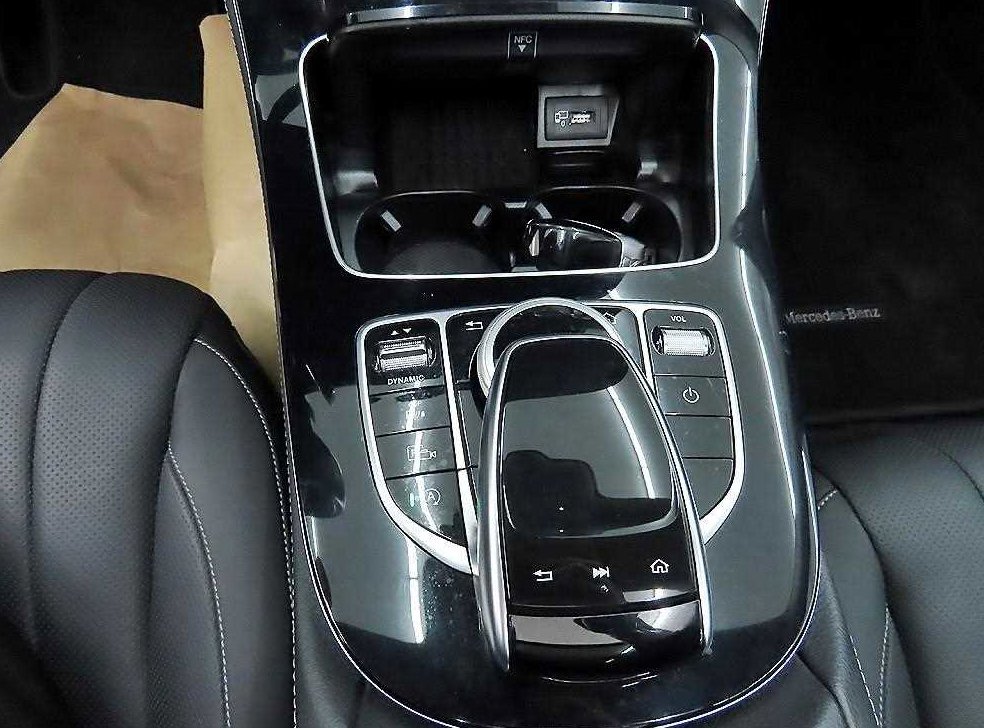 벤츠 E 클래스 E300 4MATIC 익스클루시브 사진 14