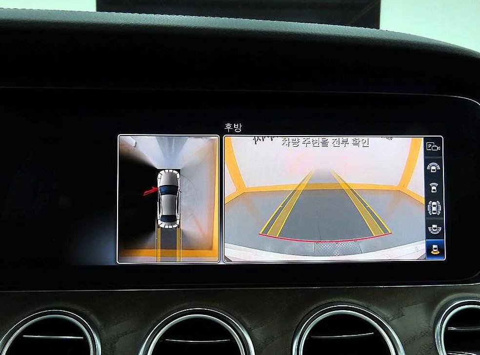 벤츠 E 클래스 E300 4MATIC 익스클루시브 사진 16