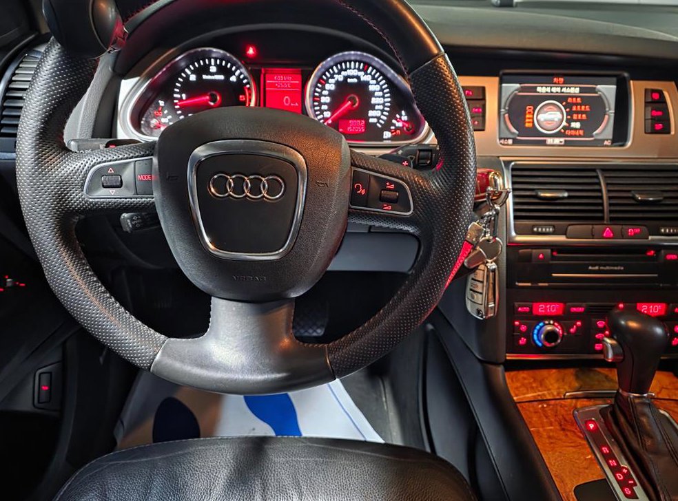 아우디 Q7 3.0 TDI 콰트로 사진 7