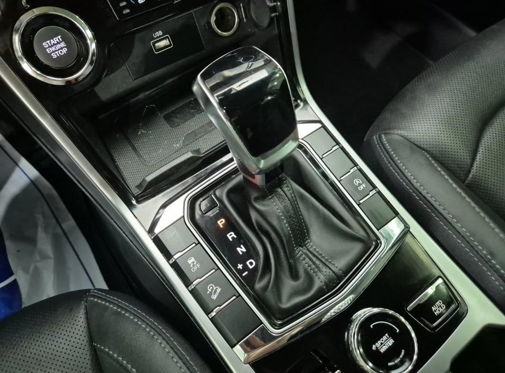 KG모빌리티(쌍용)  코란도 2WD 가솔린 1.5 C7 사진 9