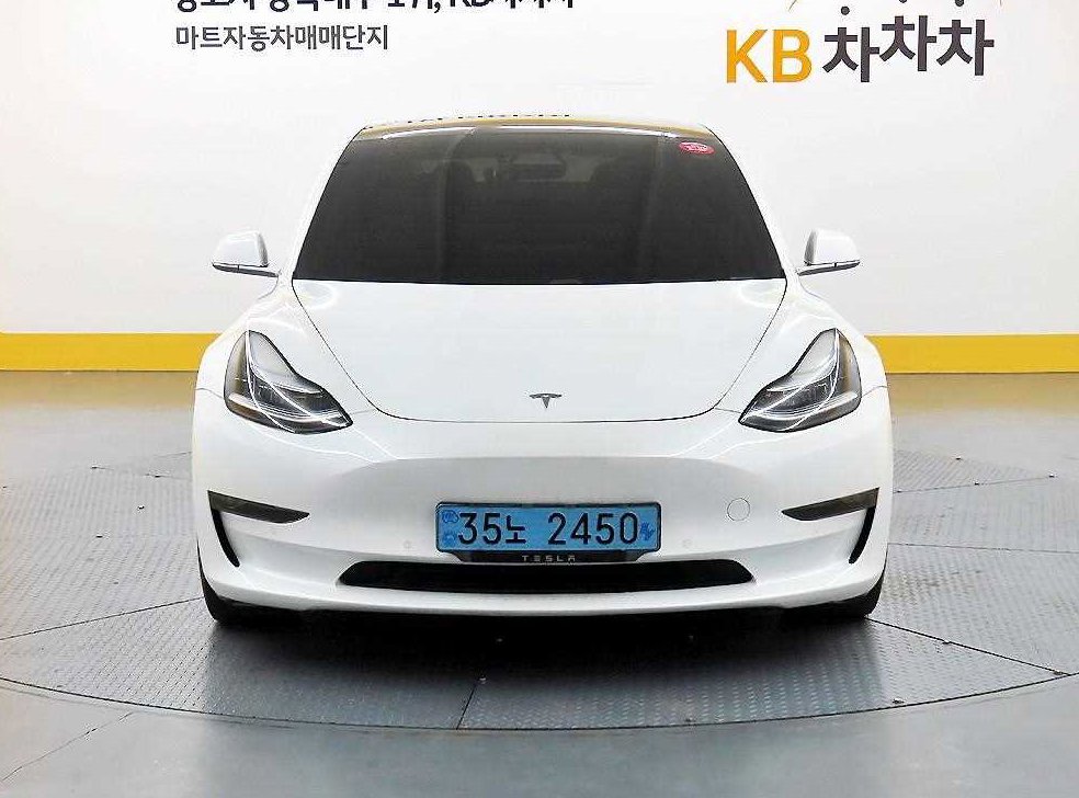 테슬라 모델 3 롱 레인지 사진 2