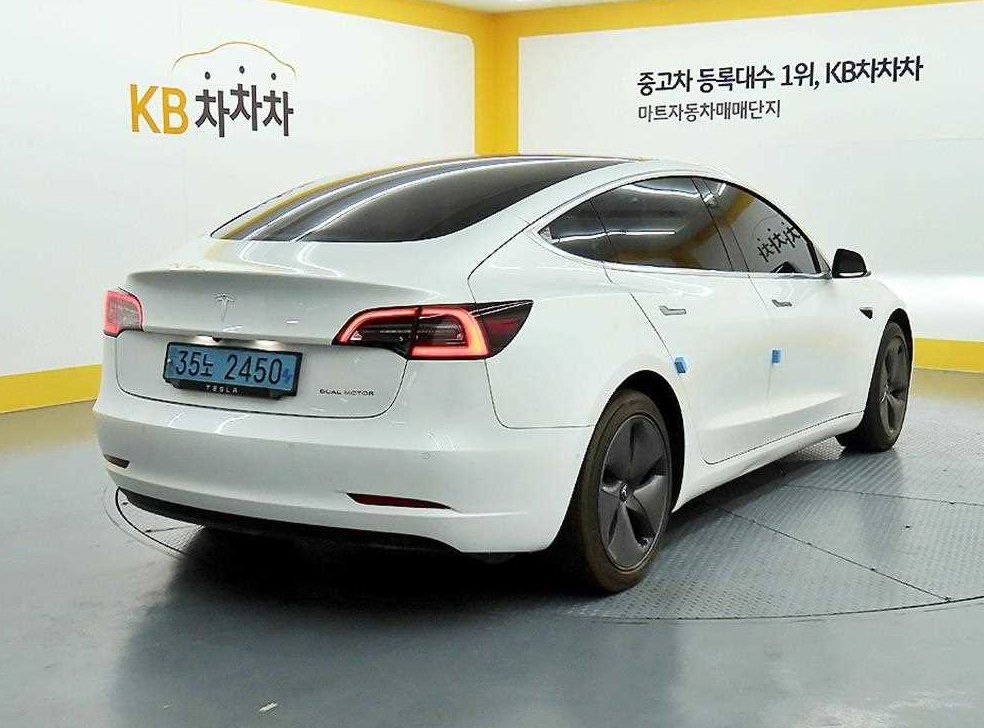 테슬라 모델 3 롱 레인지 사진 4