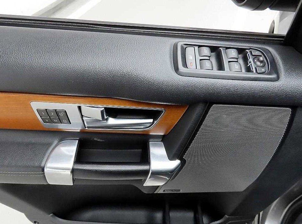 랜드로버 디스커버리 5.0 V8 HSE 사진 11