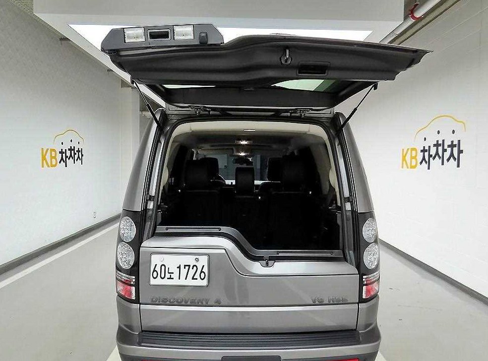 랜드로버 디스커버리 5.0 V8 HSE 사진 5