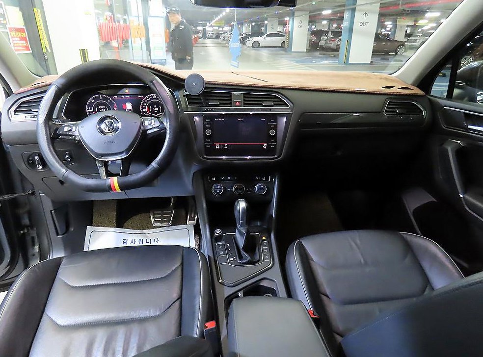 폭스바겐 티구안 2.0 TDI 프레스티지 사진 10