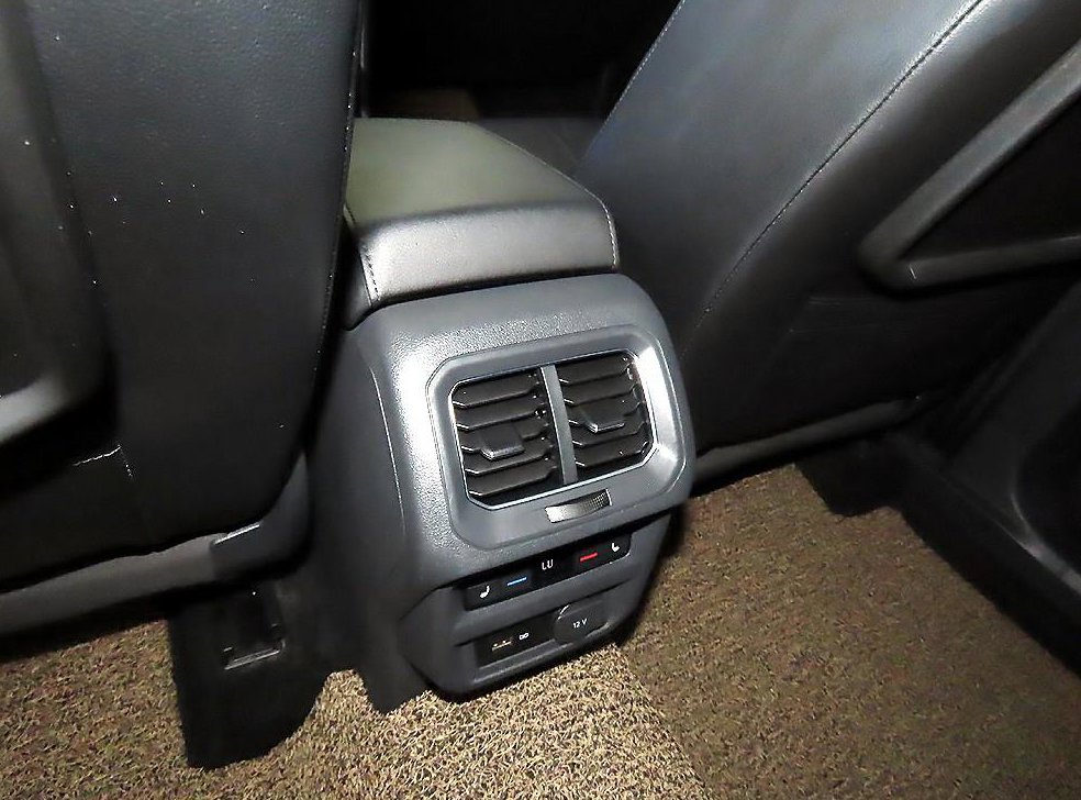 폭스바겐 티구안 2.0 TDI 프레스티지 사진 15