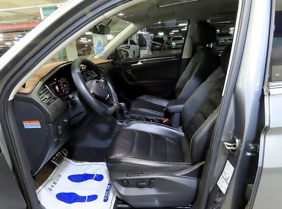 폭스바겐 티구안 2.0 TDI 프레스티지 사진 6