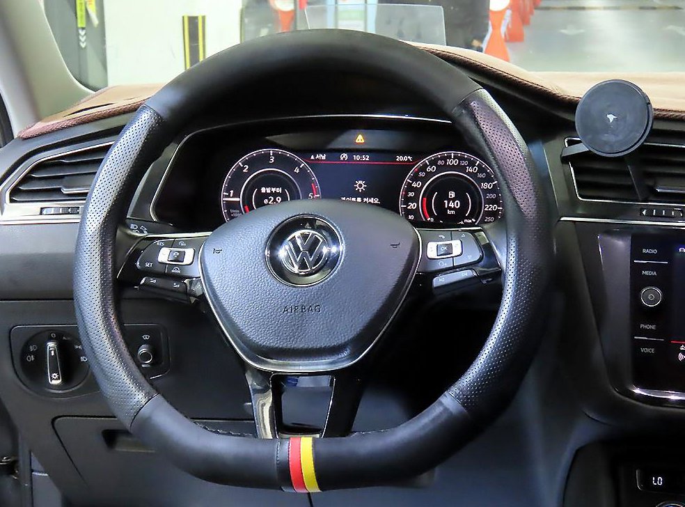 폭스바겐 티구안 2.0 TDI 프레스티지 사진 8