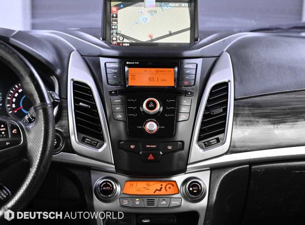 KG모빌리티(쌍용)  코란도 2WD 2.0 익스트림 사진 14