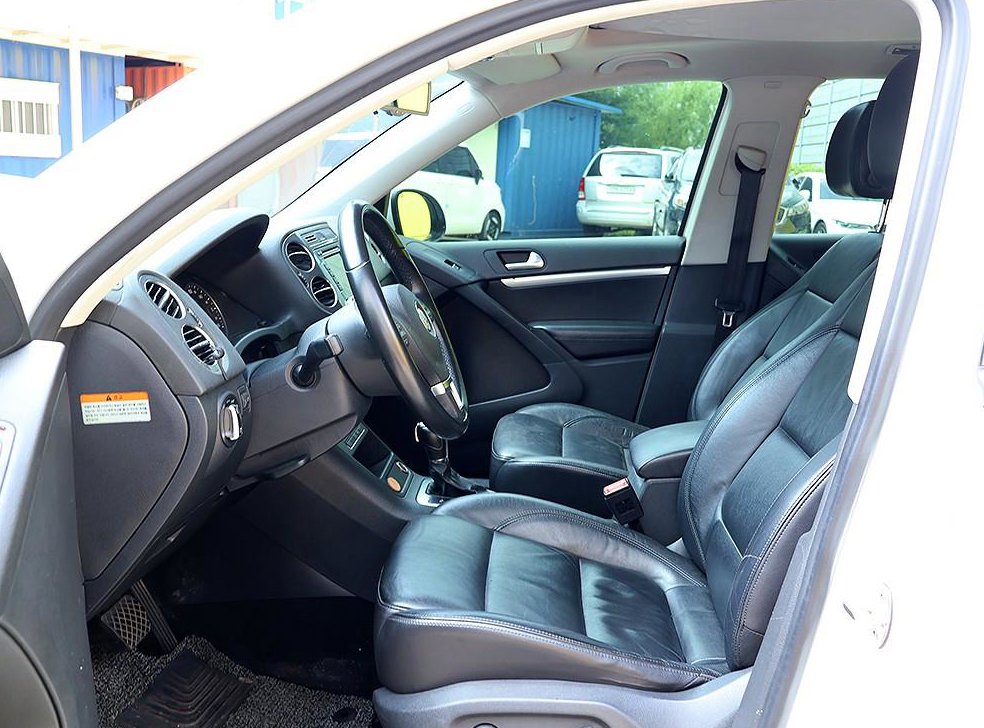 폭스바겐 티구안 2.0 TDI 프리미엄 사진 10