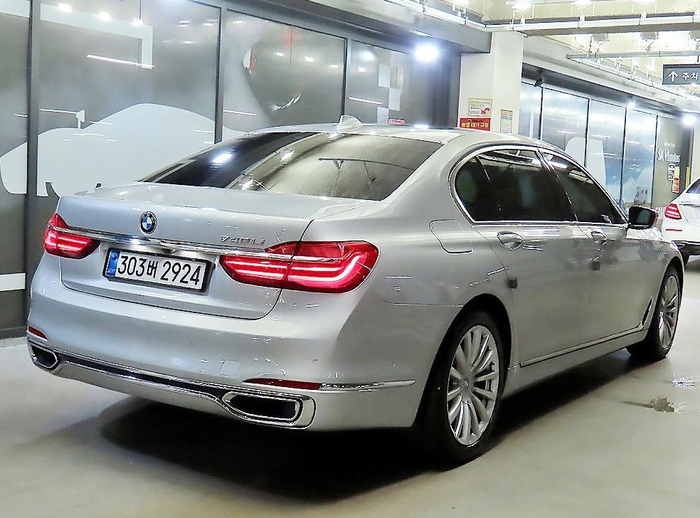 BMW 7시리즈 740Li xDrive 사진 4