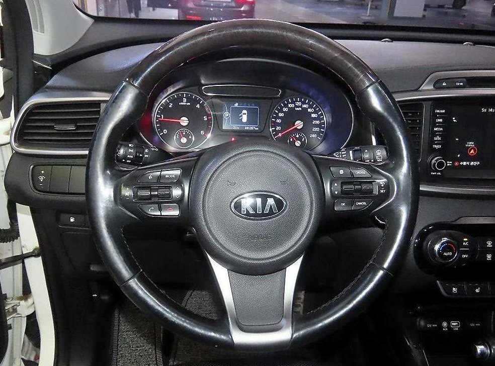 기아 쏘렌토 디젤 2WD 2.0 프레스티지 사진 8
