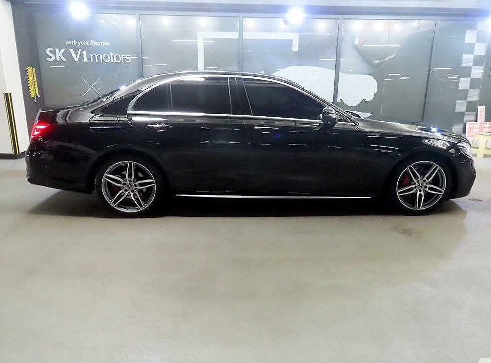 벤츠 E 클래스 E300 아방가르드 사진 3