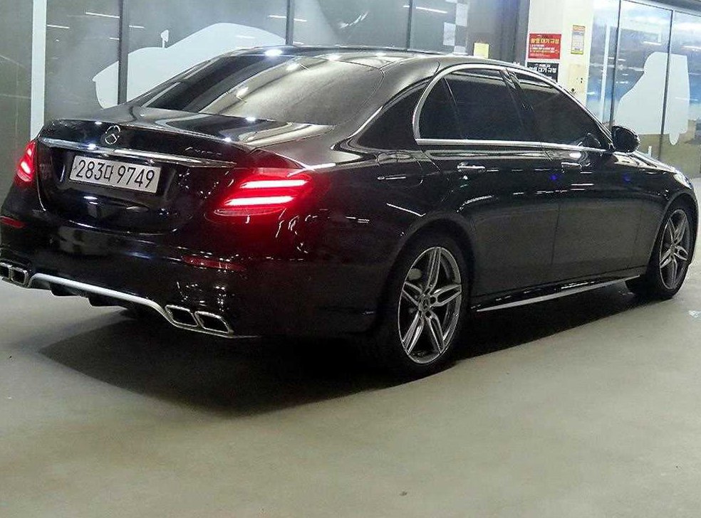 벤츠 E 클래스 E300 아방가르드 사진 4