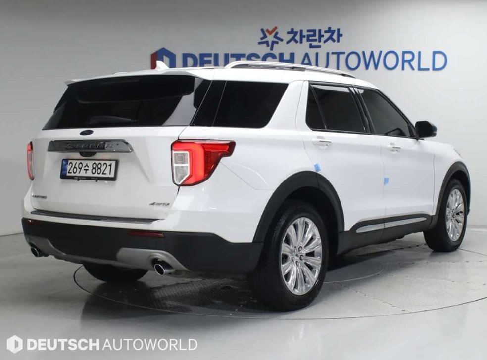 포드 익스플로러 2.3 AWD 리미티드 사진 2