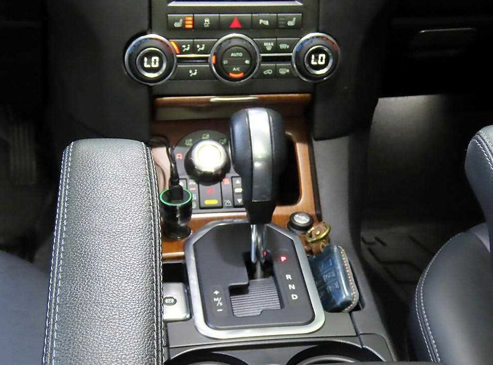 랜드로버 디스커버리 3.0 SDV6 SE 사진 12