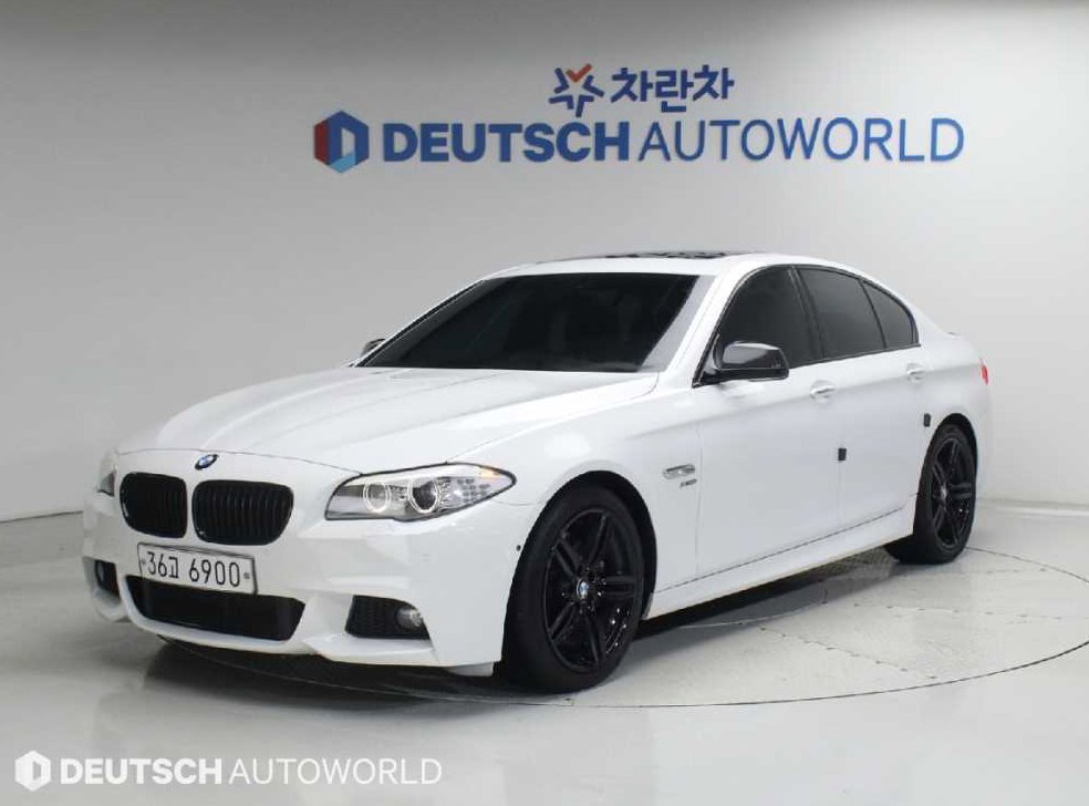 BMW 5시리즈 550i xDrive M 스포츠