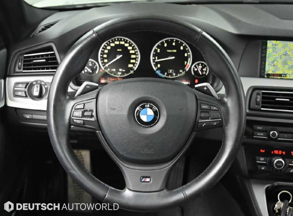 BMW 5시리즈 550i xDrive M 스포츠 사진 13