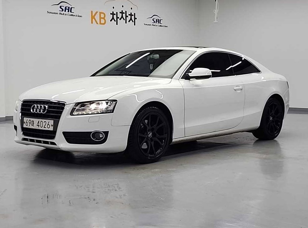 아우디 A5 2.0 TFSI 콰트로