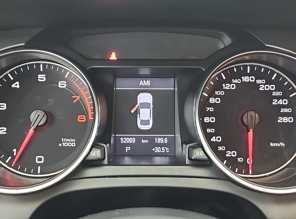 아우디 A5 2.0 TFSI 콰트로 사진 6