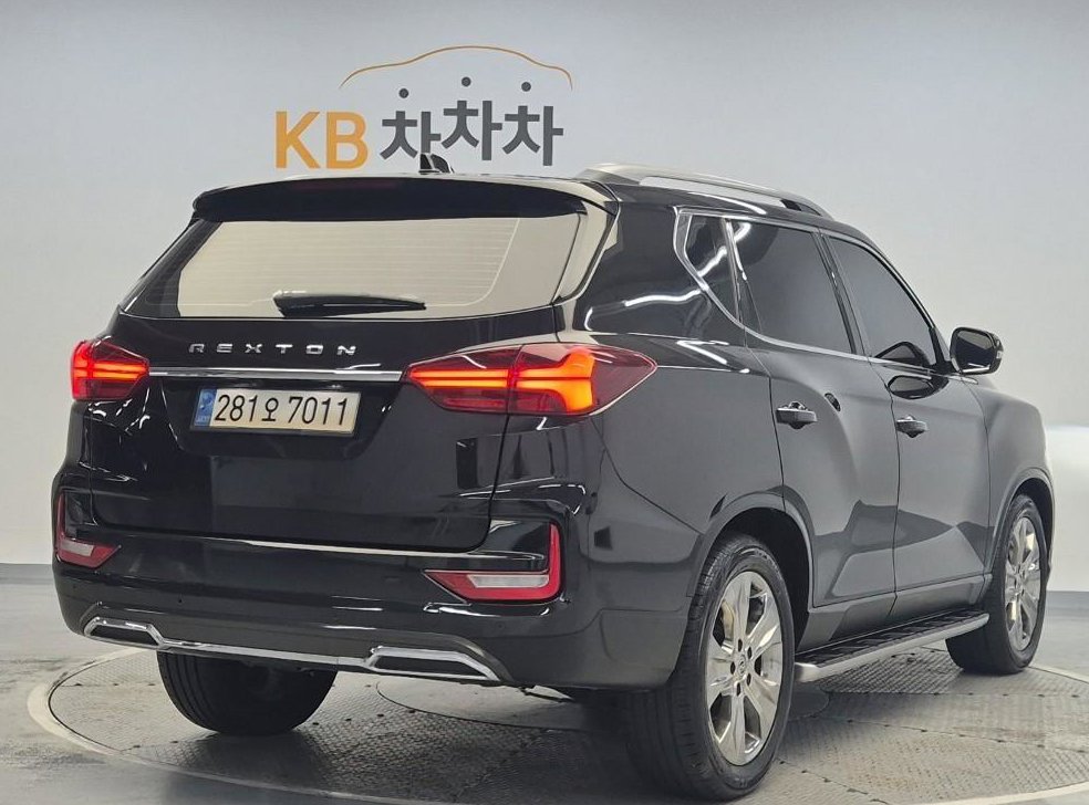 KG모빌리티(쌍용)  렉스턴 디젤 2.2 4WD 프레스티지 사진 3