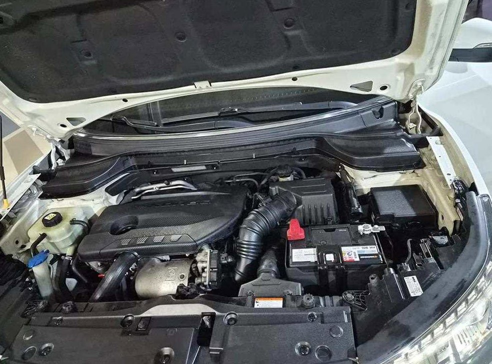 KG모빌리티(쌍용)  티볼리 디젤 2WD 1.6 VX 사진 18