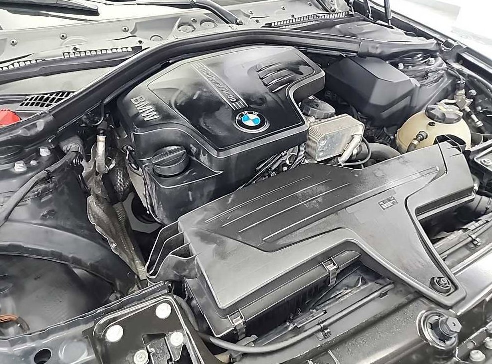 BMW 3시리즈 320i M 스포츠 사진 5