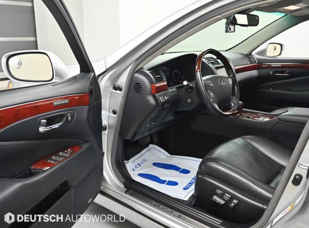렉서스 LS AWD 사진 11