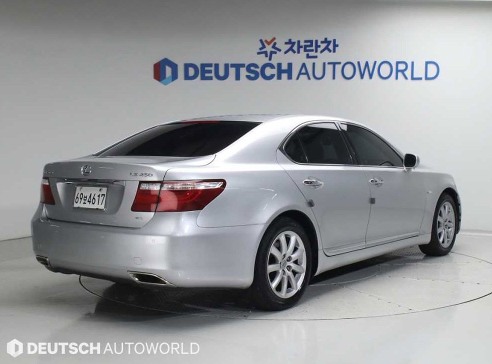 렉서스 LS AWD 사진 2