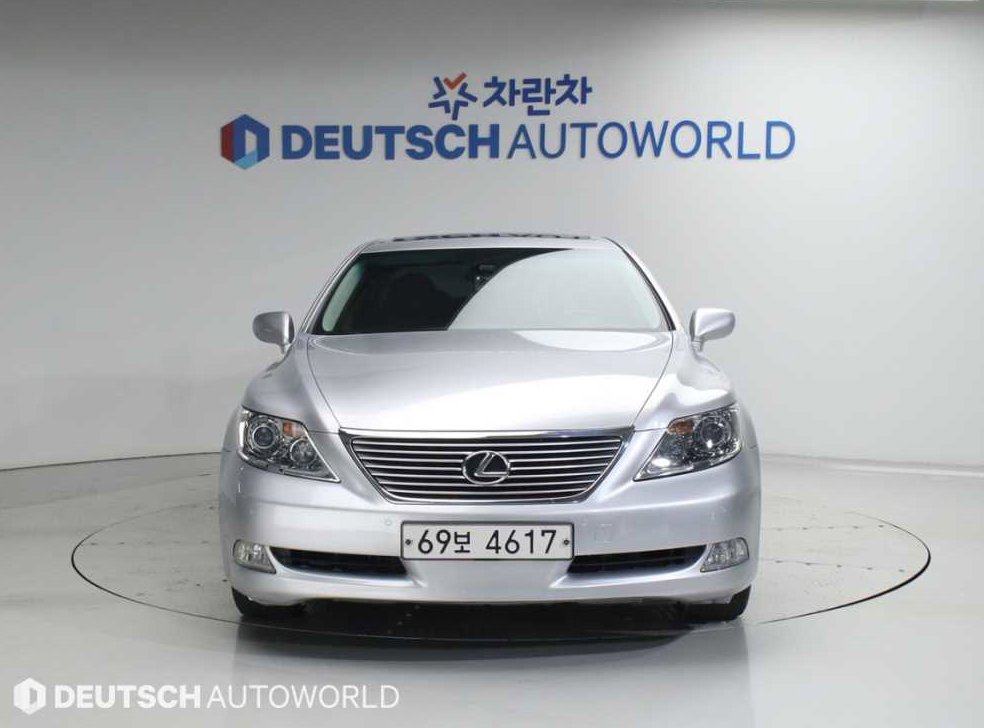 렉서스 LS AWD 사진 3