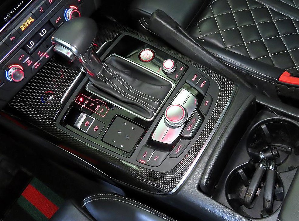 아우디 S7 4.0 TFSI  콰트로 사진 12