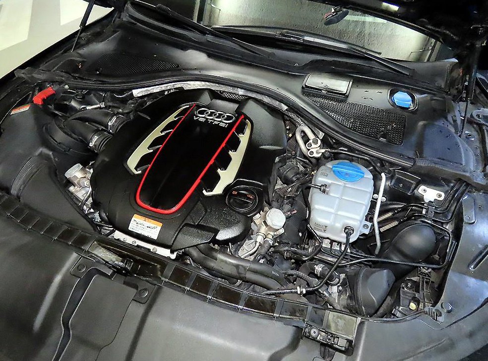 아우디 S7 4.0 TFSI  콰트로 사진 19