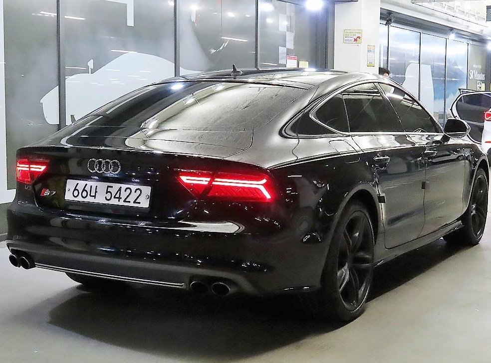 아우디 S7 4.0 TFSI  콰트로 사진 4