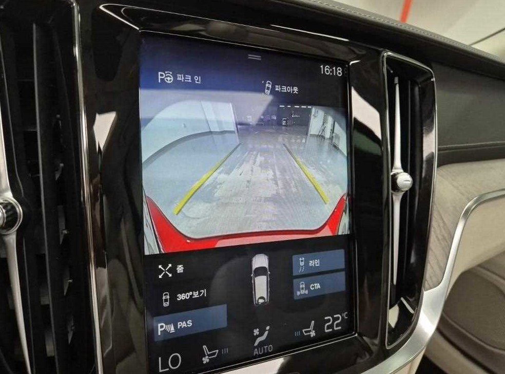 볼보 V60 2.0 T5 프로 AWD 사진 15