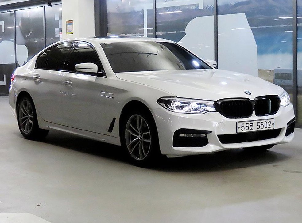 BMW 5시리즈 530i xDrive M 스포츠 플러스