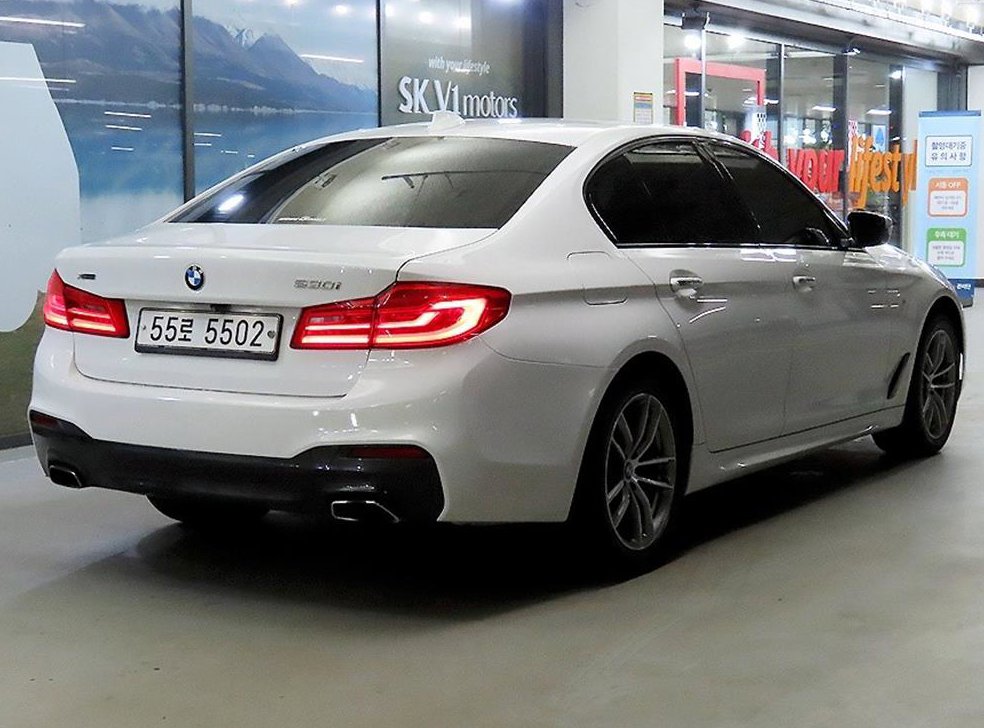 BMW 5시리즈 530i xDrive M 스포츠 플러스 사진 4