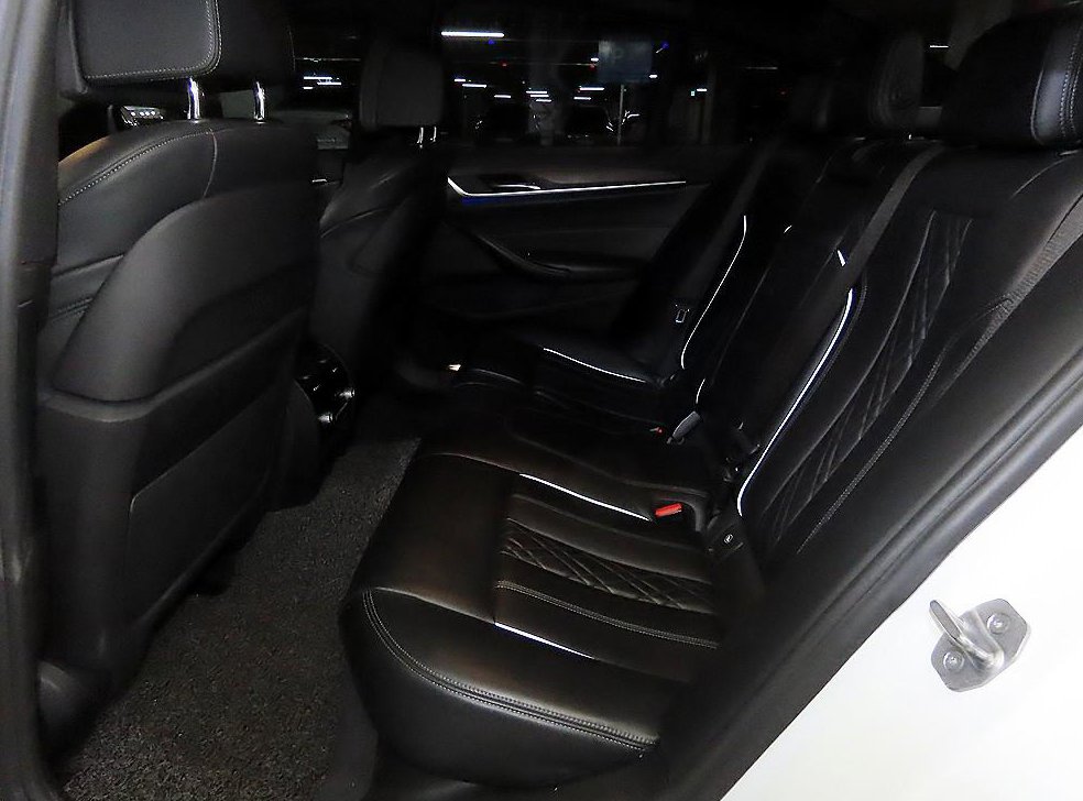 BMW 5시리즈 530i xDrive M 스포츠 플러스 사진 7