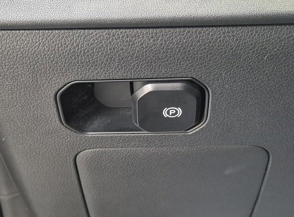 KG모빌리티(쌍용)  토레스 1.5 GDI-T 4WD 사진 18