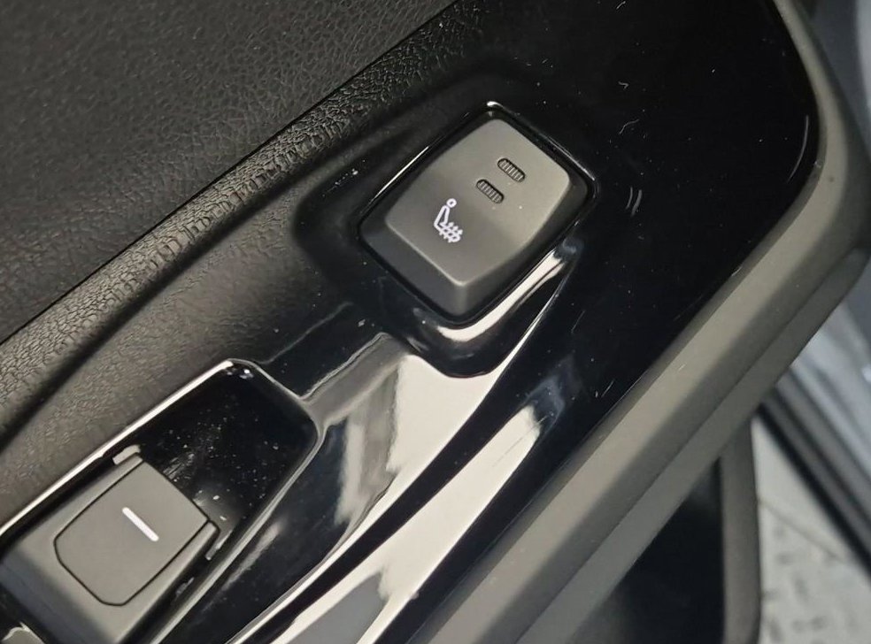 KG모빌리티(쌍용)  토레스 1.5 GDI-T 4WD 사진 19