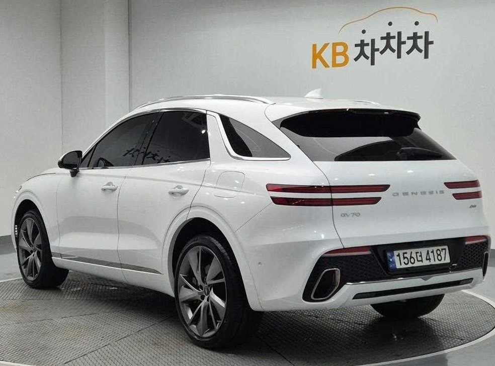 제네시스 GV70 2.5T 가솔린 AWD 사진 2