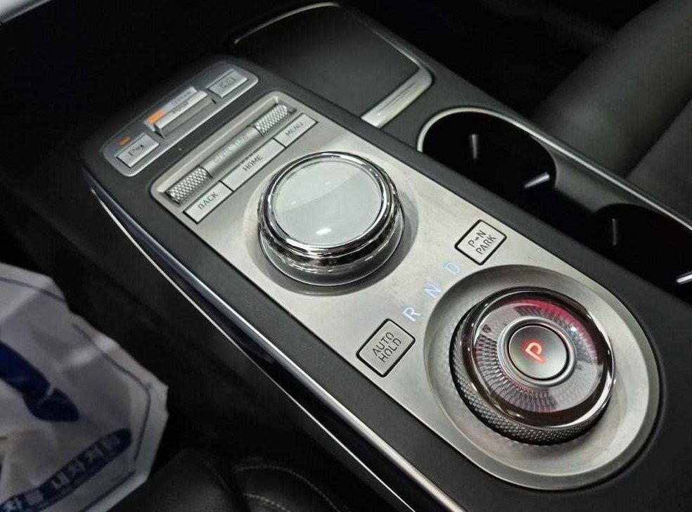 제네시스 GV70 2.5T 가솔린 AWD 사진 8