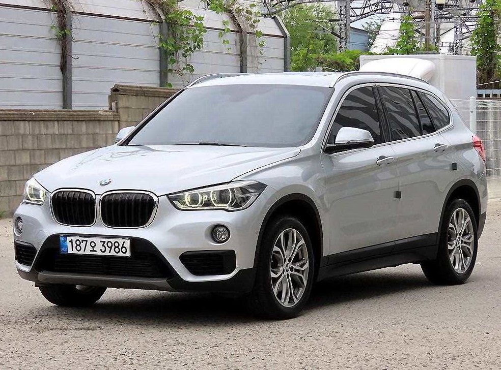 BMW X1 xDrive 18d 프리미엄