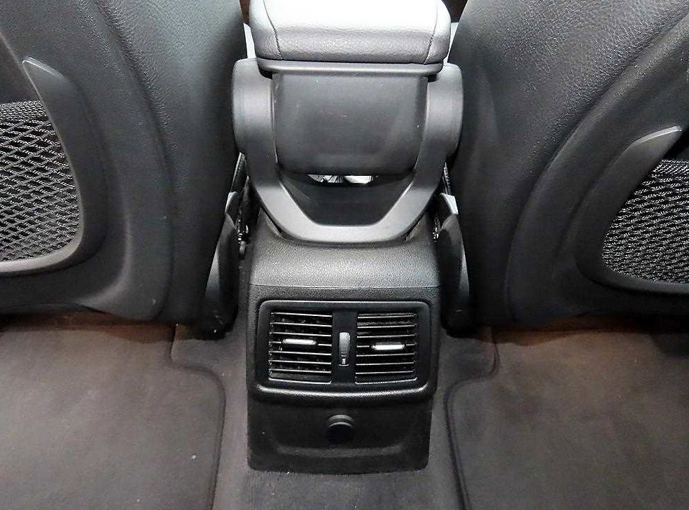 BMW X1 xDrive 18d 프리미엄 사진 15